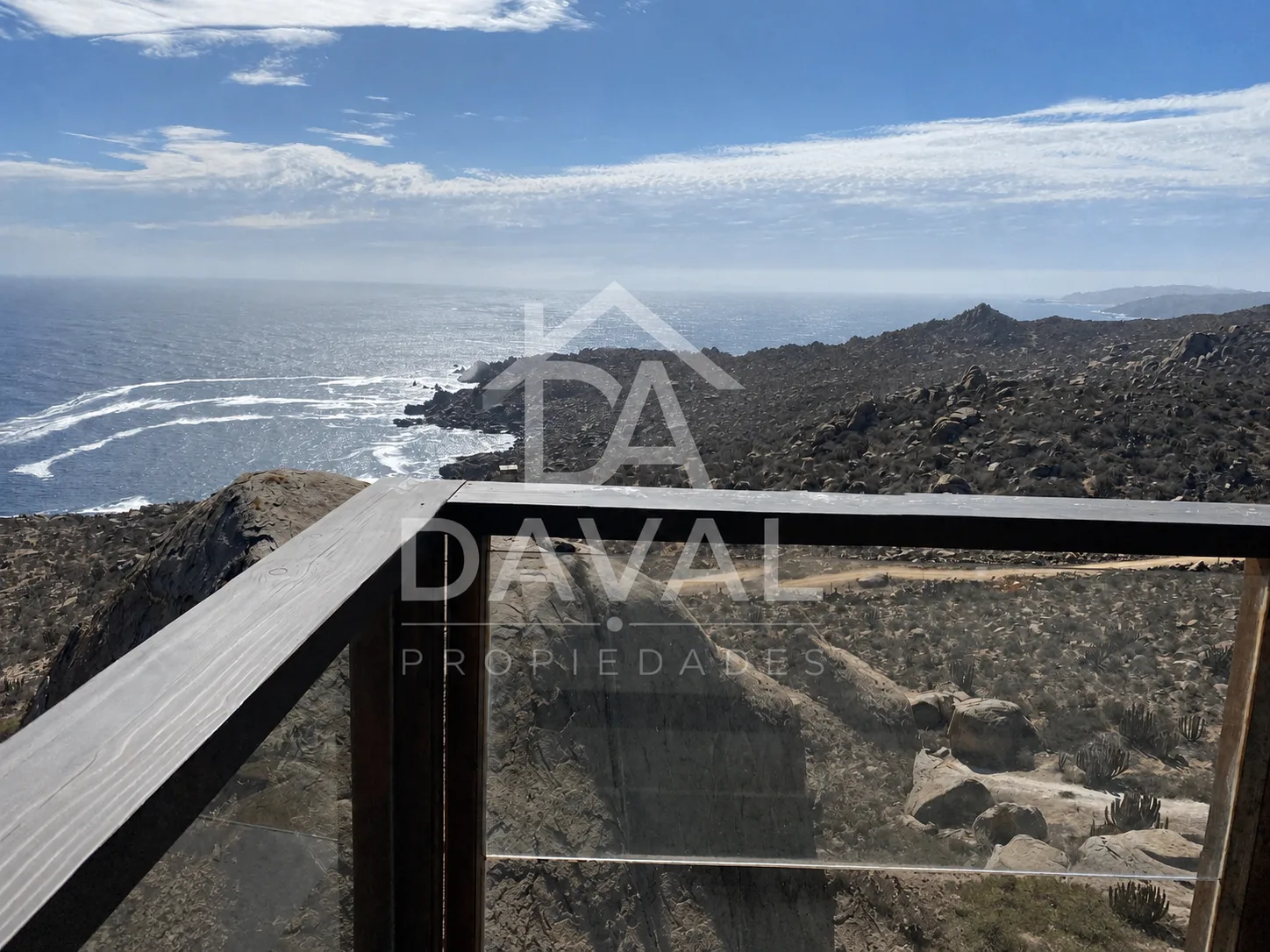 Loft + cabaña con vista al mar - foto 3
